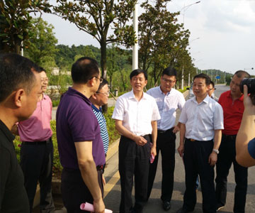 湖南郴州市市长一行视察非现场执法治超工作